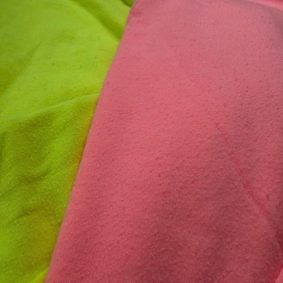 X SOLD X DSG Vibrant Sweatshirt Bundle - Picture 3 of 6